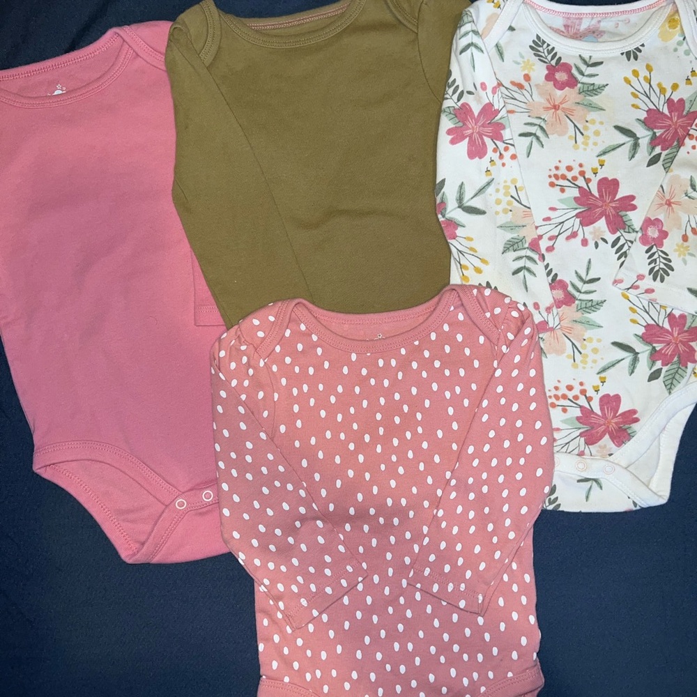 4 Piece Long Sleeve Bodysuit Set